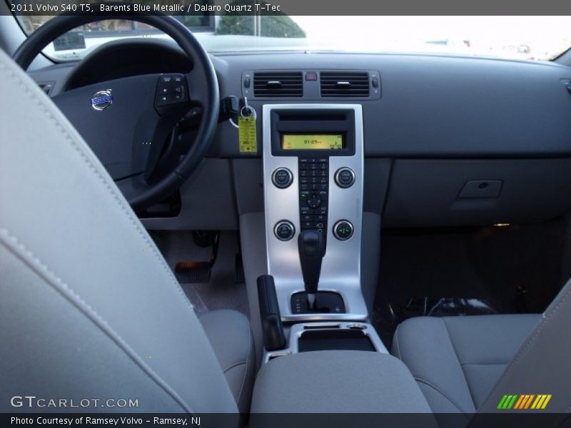 Barents Blue Metallic / Dalaro Quartz T-Tec 2011 Volvo S40 T5