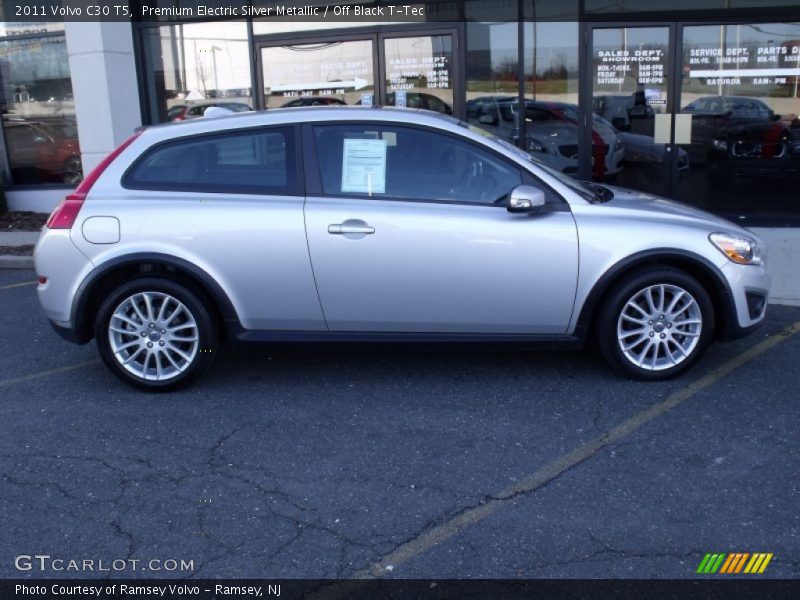 Premium Electric Silver Metallic / Off Black T-Tec 2011 Volvo C30 T5