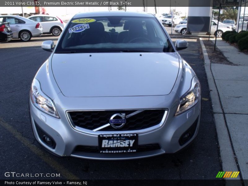 Premium Electric Silver Metallic / Off Black T-Tec 2011 Volvo C30 T5