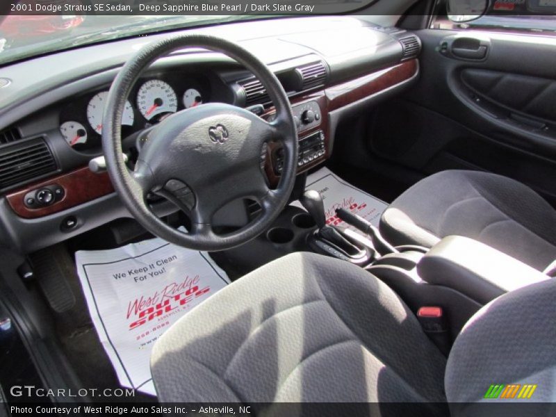 Deep Sapphire Blue Pearl / Dark Slate Gray 2001 Dodge Stratus SE Sedan