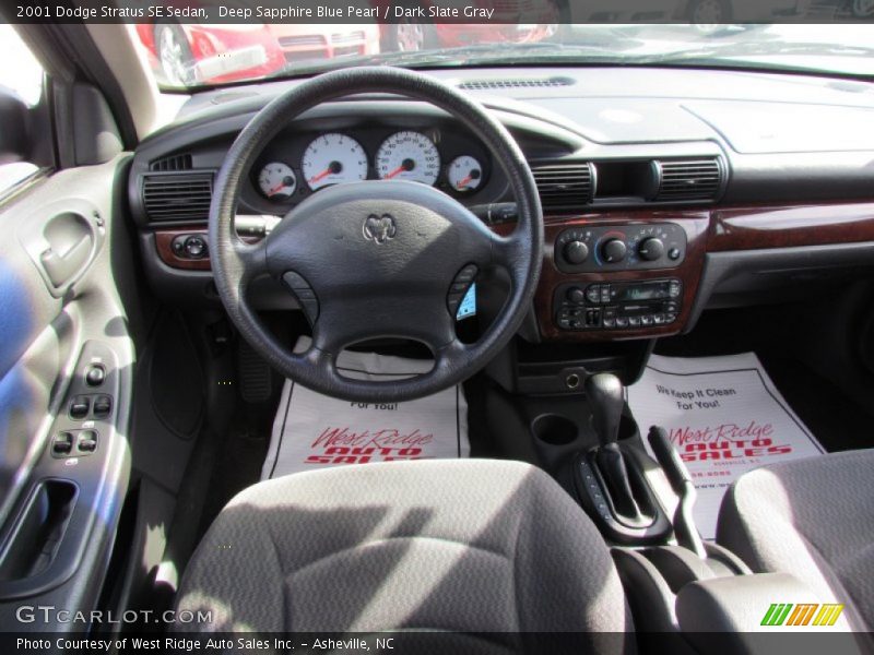 Deep Sapphire Blue Pearl / Dark Slate Gray 2001 Dodge Stratus SE Sedan