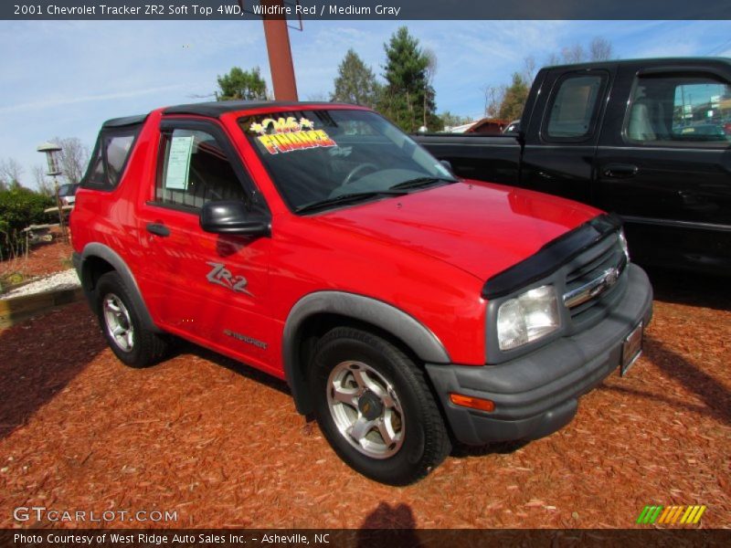 Wildfire Red / Medium Gray 2001 Chevrolet Tracker ZR2 Soft Top 4WD