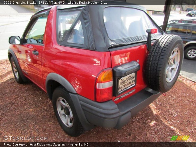 Wildfire Red / Medium Gray 2001 Chevrolet Tracker ZR2 Soft Top 4WD