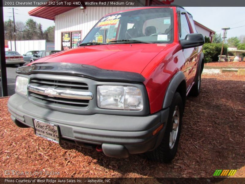 Wildfire Red / Medium Gray 2001 Chevrolet Tracker ZR2 Soft Top 4WD