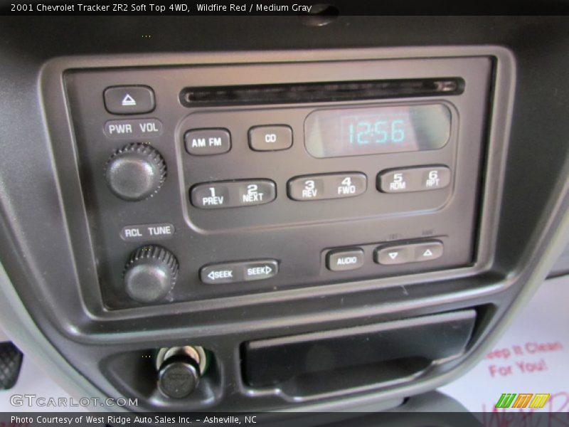 Wildfire Red / Medium Gray 2001 Chevrolet Tracker ZR2 Soft Top 4WD