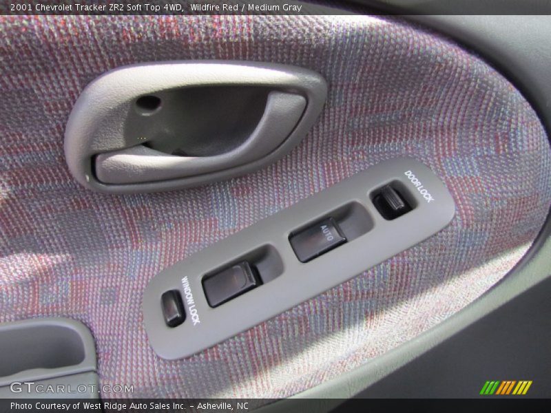 Wildfire Red / Medium Gray 2001 Chevrolet Tracker ZR2 Soft Top 4WD