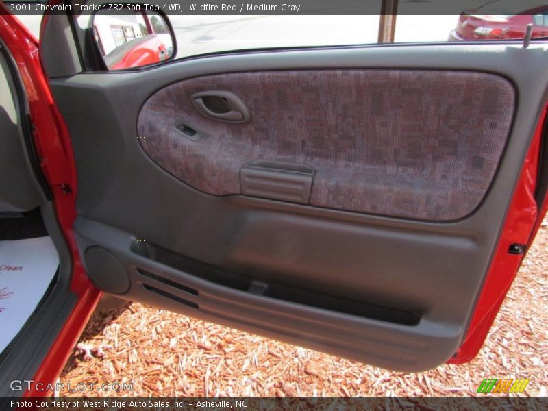 Wildfire Red / Medium Gray 2001 Chevrolet Tracker ZR2 Soft Top 4WD