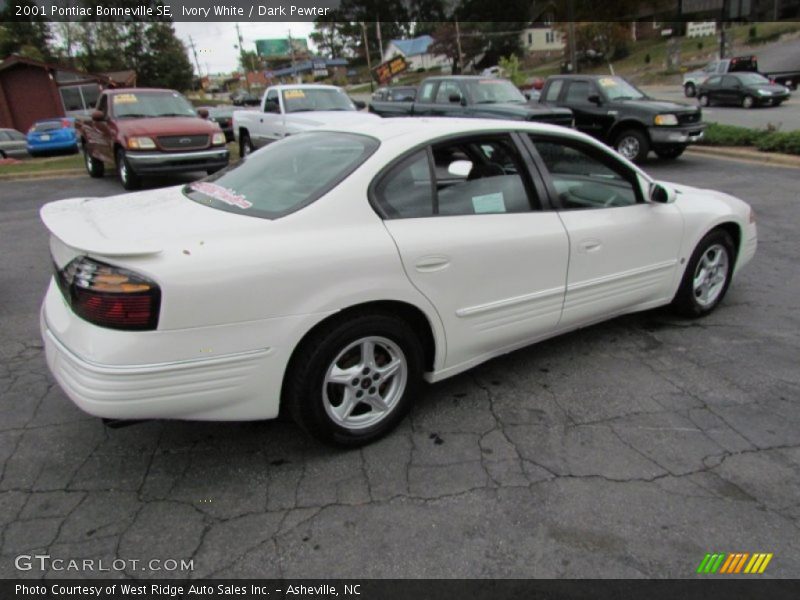 Ivory White / Dark Pewter 2001 Pontiac Bonneville SE