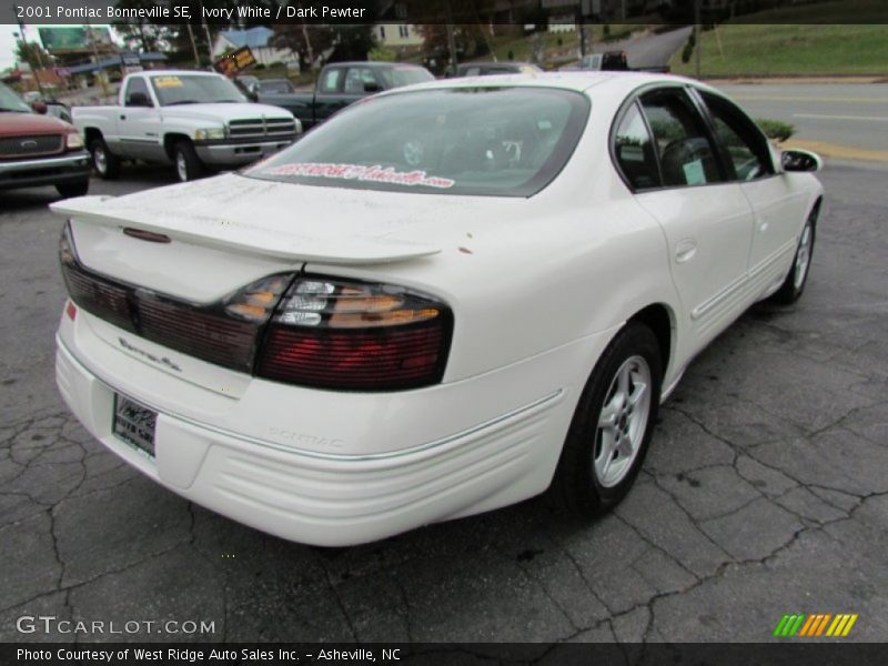 Ivory White / Dark Pewter 2001 Pontiac Bonneville SE