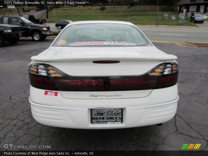 Ivory White / Dark Pewter 2001 Pontiac Bonneville SE