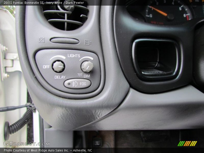 Ivory White / Dark Pewter 2001 Pontiac Bonneville SE
