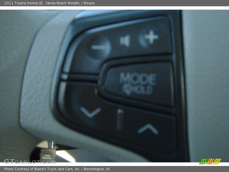 Sandy Beach Metallic / Bisque 2011 Toyota Sienna LE