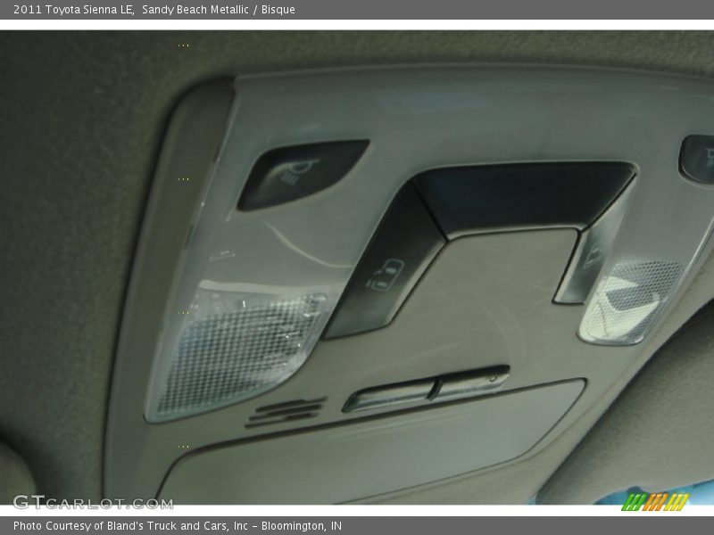 Sandy Beach Metallic / Bisque 2011 Toyota Sienna LE
