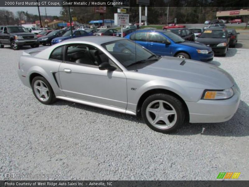 Silver Metallic / Medium Graphite 2000 Ford Mustang GT Coupe