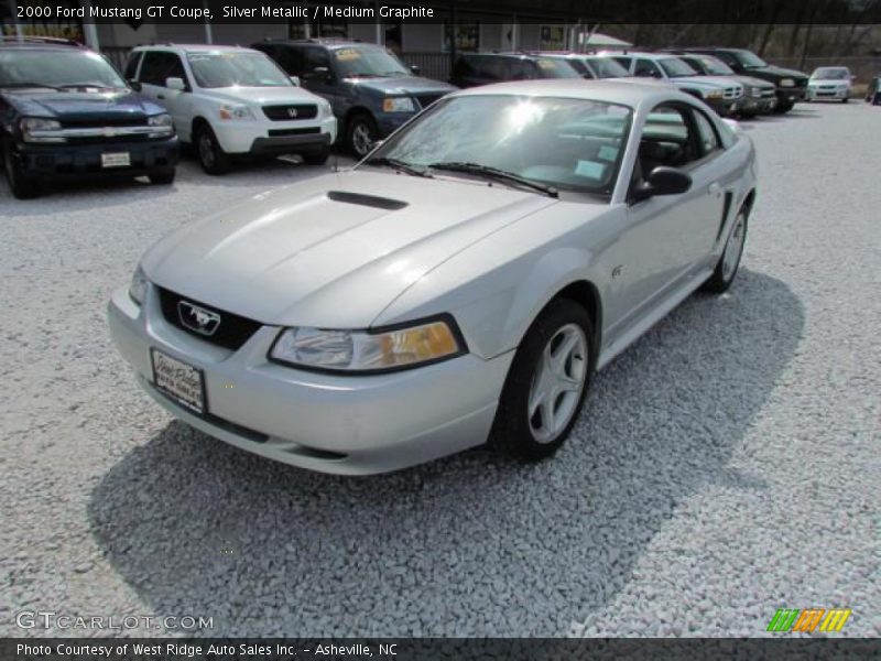 Silver Metallic / Medium Graphite 2000 Ford Mustang GT Coupe
