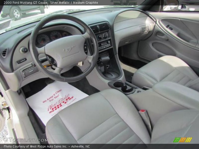 Silver Metallic / Medium Graphite 2000 Ford Mustang GT Coupe