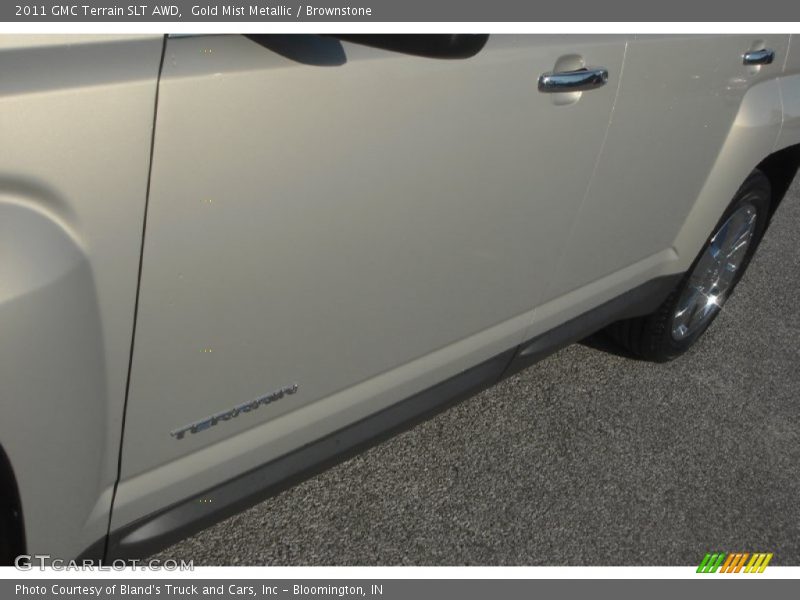Gold Mist Metallic / Brownstone 2011 GMC Terrain SLT AWD