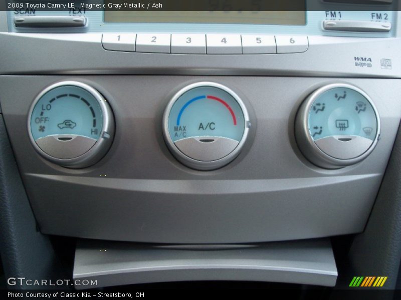 Magnetic Gray Metallic / Ash 2009 Toyota Camry LE