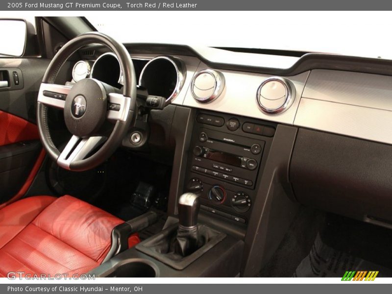 Dashboard of 2005 Mustang GT Premium Coupe