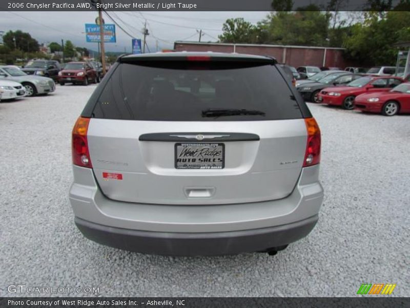 Bright Silver Metallic / Light Taupe 2006 Chrysler Pacifica AWD