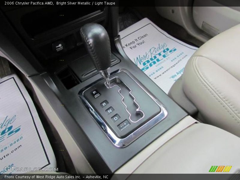 Bright Silver Metallic / Light Taupe 2006 Chrysler Pacifica AWD