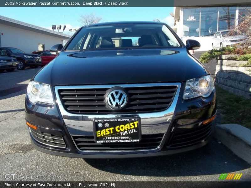 Deep Black / Deep Black 2009 Volkswagen Passat Komfort Wagon