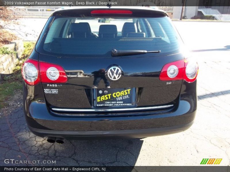 Deep Black / Deep Black 2009 Volkswagen Passat Komfort Wagon