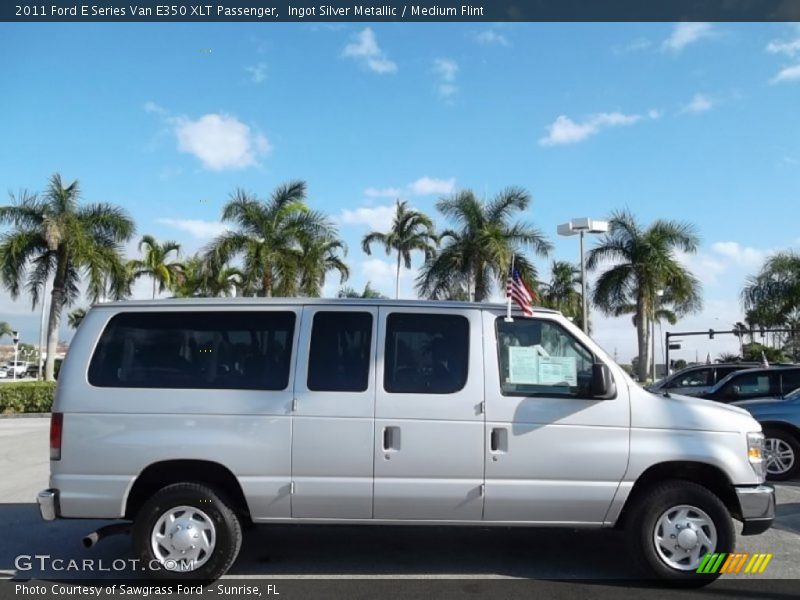 Ingot Silver Metallic / Medium Flint 2011 Ford E Series Van E350 XLT Passenger
