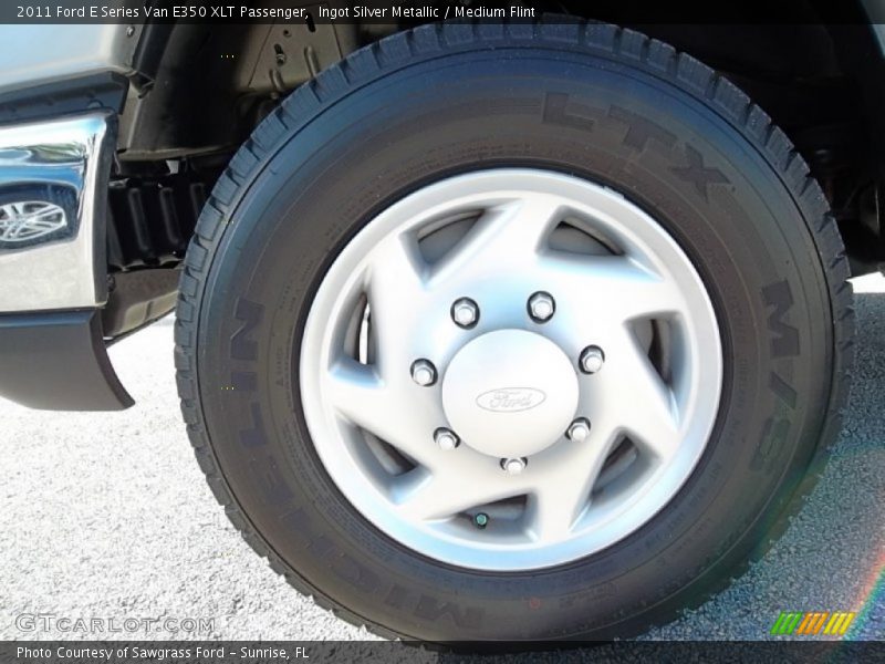 Ingot Silver Metallic / Medium Flint 2011 Ford E Series Van E350 XLT Passenger