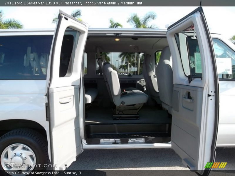 Ingot Silver Metallic / Medium Flint 2011 Ford E Series Van E350 XLT Passenger