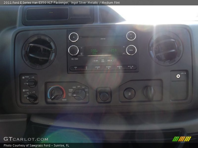 Ingot Silver Metallic / Medium Flint 2011 Ford E Series Van E350 XLT Passenger