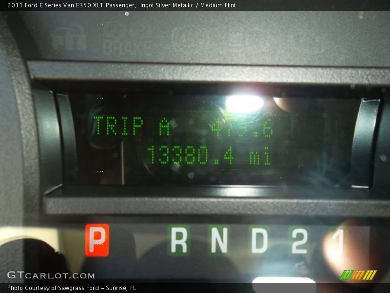 Ingot Silver Metallic / Medium Flint 2011 Ford E Series Van E350 XLT Passenger