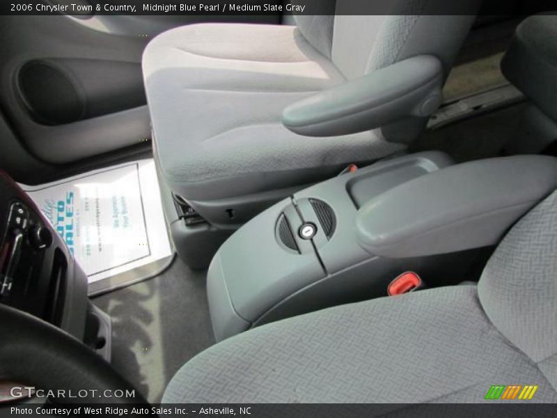 Midnight Blue Pearl / Medium Slate Gray 2006 Chrysler Town & Country
