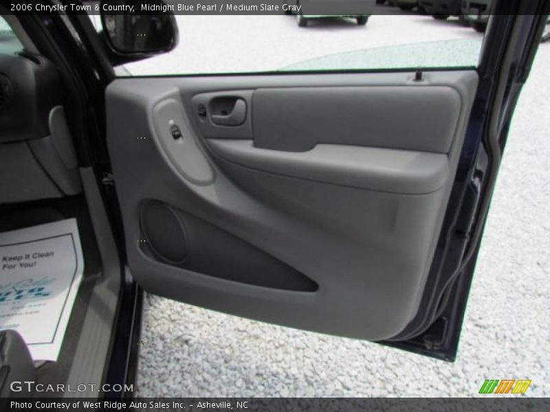 Midnight Blue Pearl / Medium Slate Gray 2006 Chrysler Town & Country
