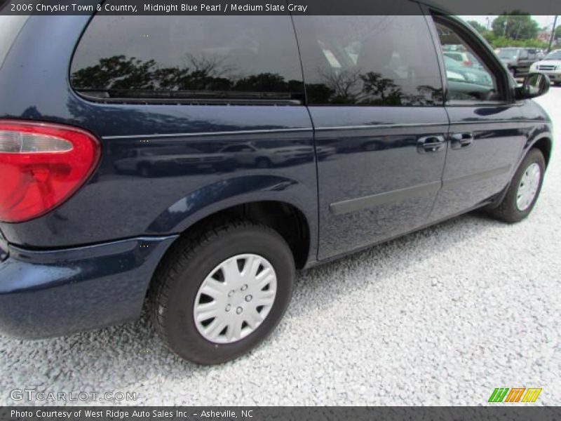 Midnight Blue Pearl / Medium Slate Gray 2006 Chrysler Town & Country