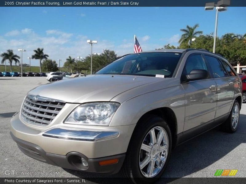 Linen Gold Metallic Pearl / Dark Slate Gray 2005 Chrysler Pacifica Touring