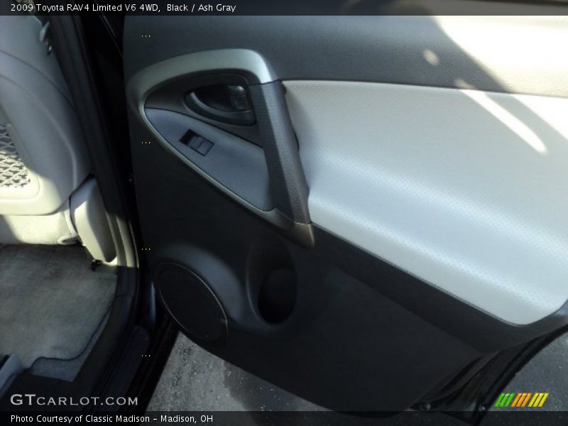 Black / Ash Gray 2009 Toyota RAV4 Limited V6 4WD