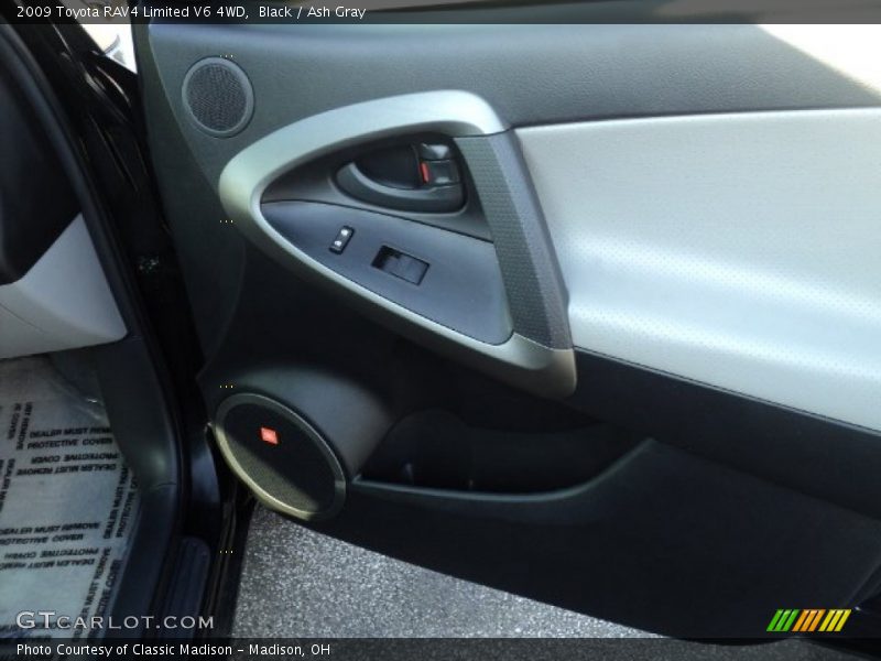 Black / Ash Gray 2009 Toyota RAV4 Limited V6 4WD