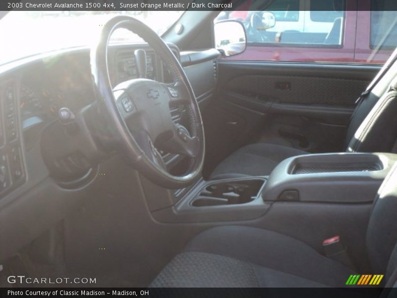 Sunset Orange Metallic / Dark Charcoal 2003 Chevrolet Avalanche 1500 4x4