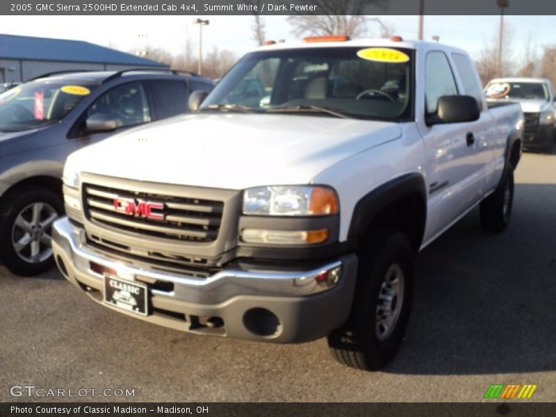 Summit White / Dark Pewter 2005 GMC Sierra 2500HD Extended Cab 4x4