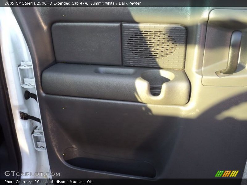 Summit White / Dark Pewter 2005 GMC Sierra 2500HD Extended Cab 4x4