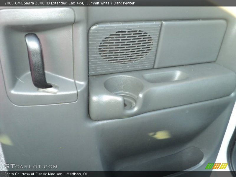 Summit White / Dark Pewter 2005 GMC Sierra 2500HD Extended Cab 4x4