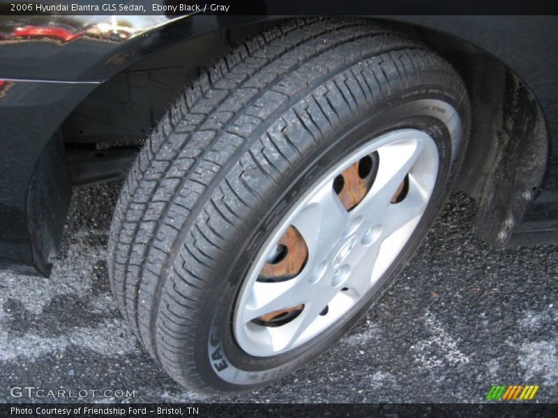 Ebony Black / Gray 2006 Hyundai Elantra GLS Sedan