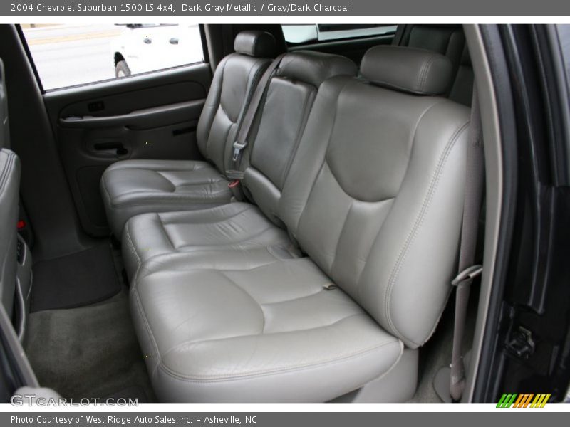 Dark Gray Metallic / Gray/Dark Charcoal 2004 Chevrolet Suburban 1500 LS 4x4