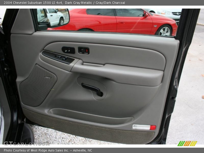 Dark Gray Metallic / Gray/Dark Charcoal 2004 Chevrolet Suburban 1500 LS 4x4