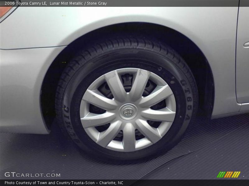 Lunar Mist Metallic / Stone Gray 2006 Toyota Camry LE