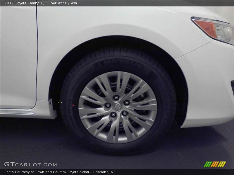 Super White / Ash 2012 Toyota Camry LE