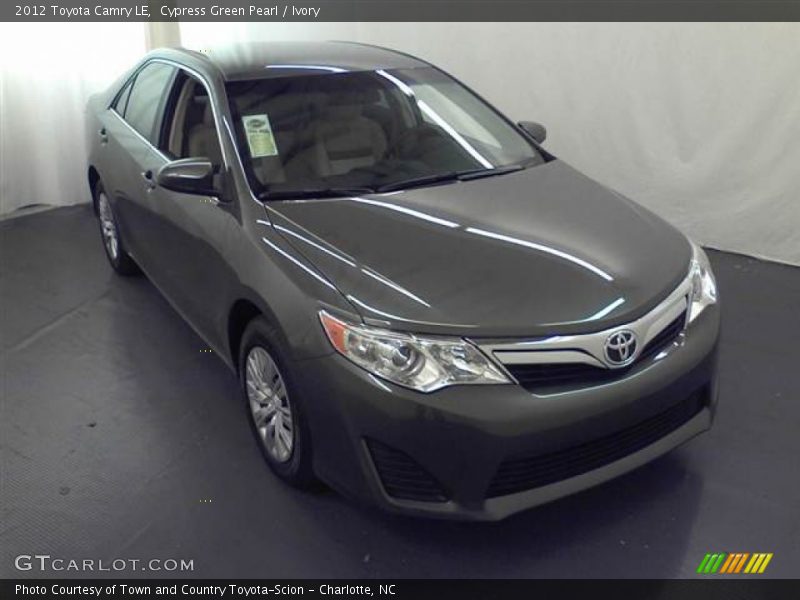 Cypress Green Pearl / Ivory 2012 Toyota Camry LE