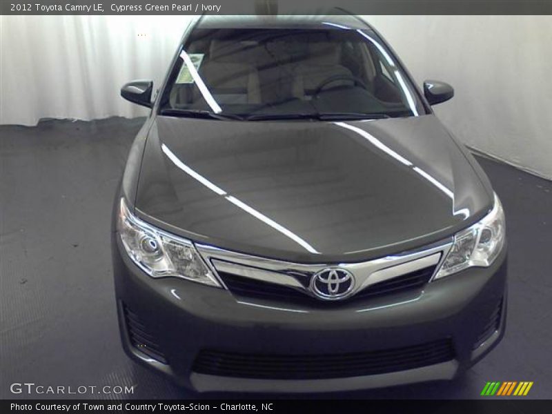 Cypress Green Pearl / Ivory 2012 Toyota Camry LE