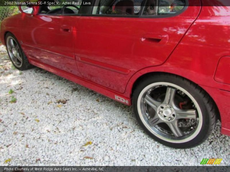 Aztec Red / Lava 2002 Nissan Sentra SE-R Spec V